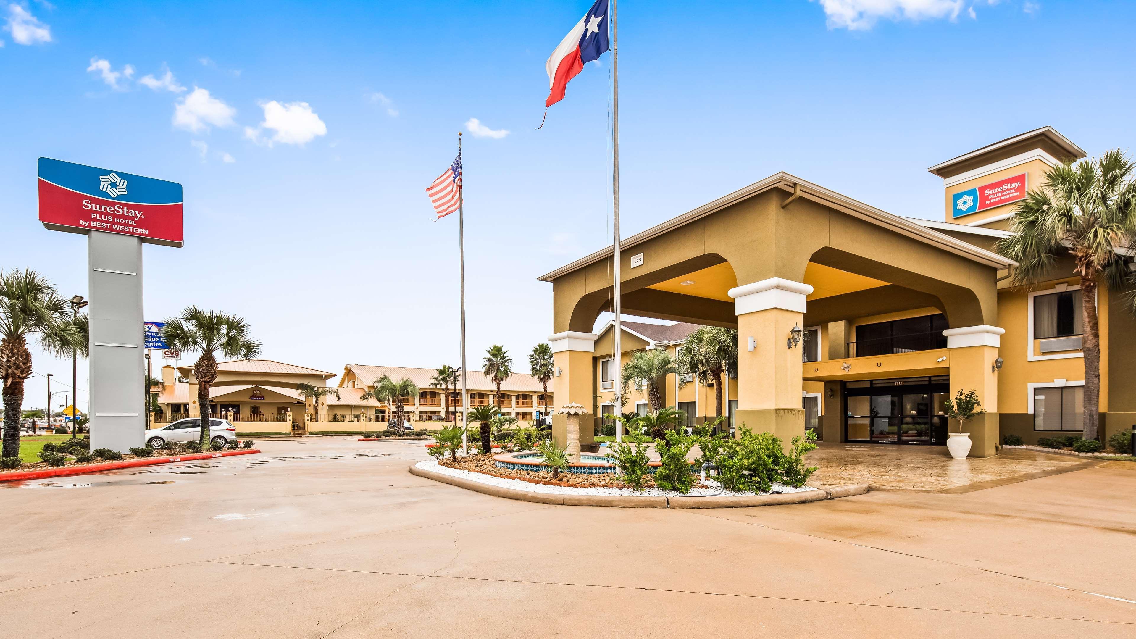 Best Western Plus Kingston Hotel And Conference Center Exterior photo